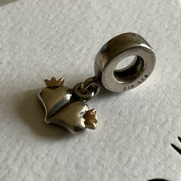 Pandora two tone dangling Royal crown charm - Picture 2 of 2